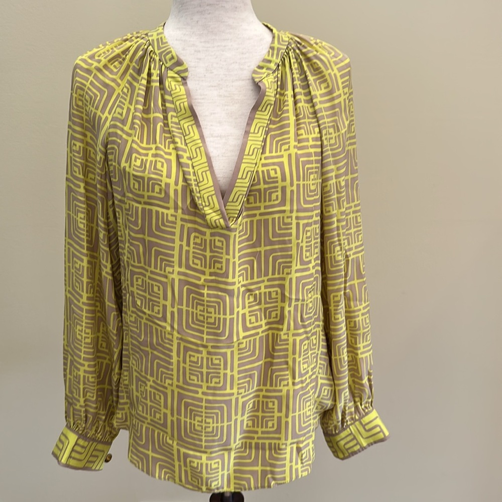 Alice & Trixie tan and yellow blouse